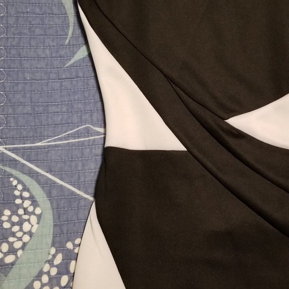 Piao Liang Fu Shi Sleeveless Dress - Black & White - Size: Medium - Picture 2 of 7